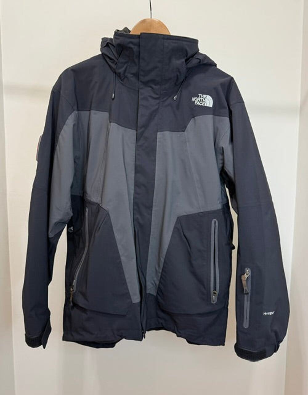 The North Face RECCO HyVent Technical Ski Vintage Jacket NWOT SzM